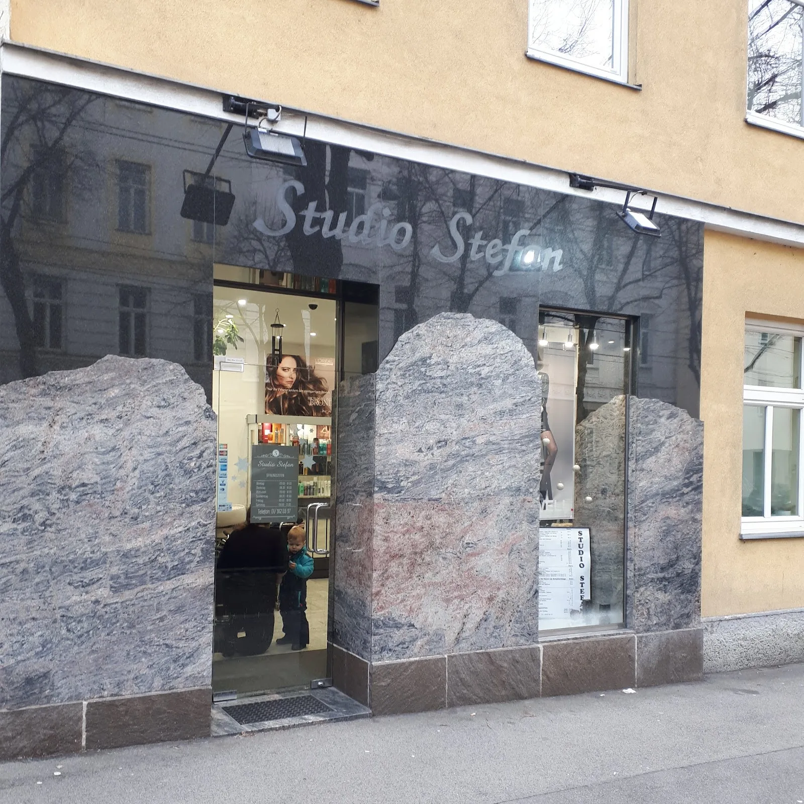 Blick in den Salon
